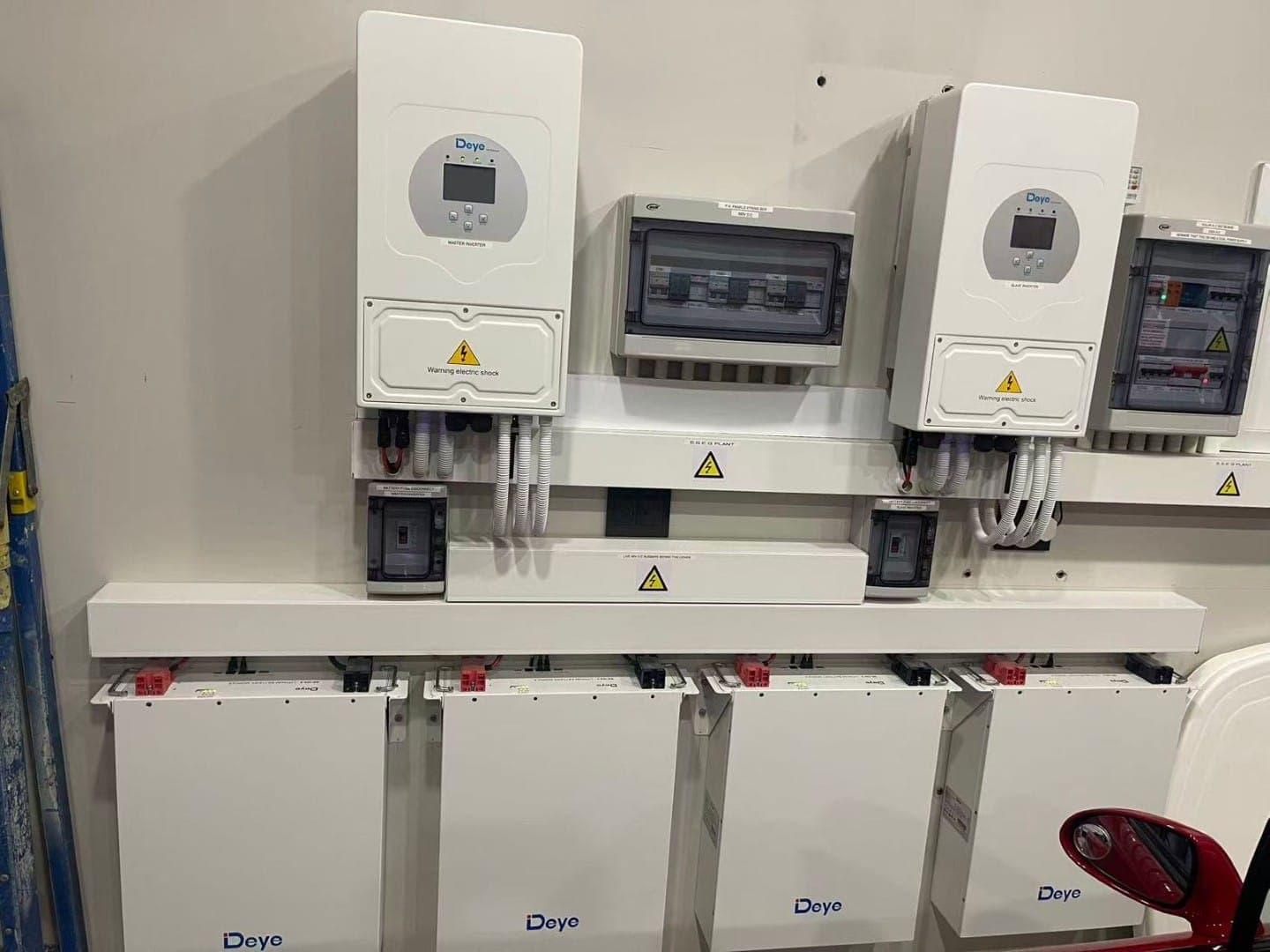 Commercial Hybrid — Deye Inverters & Storage