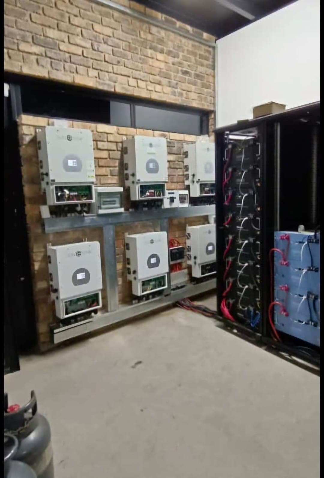 Residential Hybrid & Backup Systems