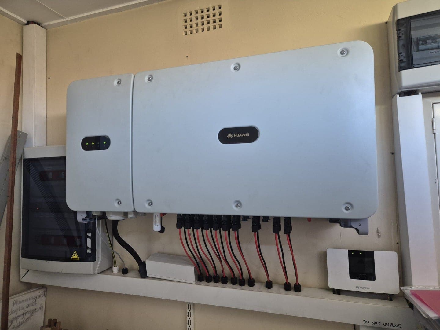 Large-Scale String Inverter Installation